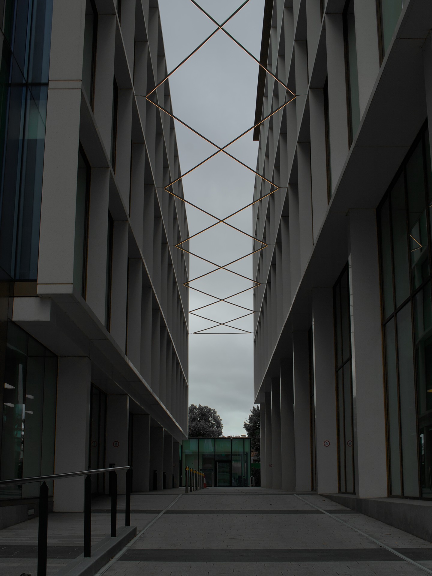 media 260